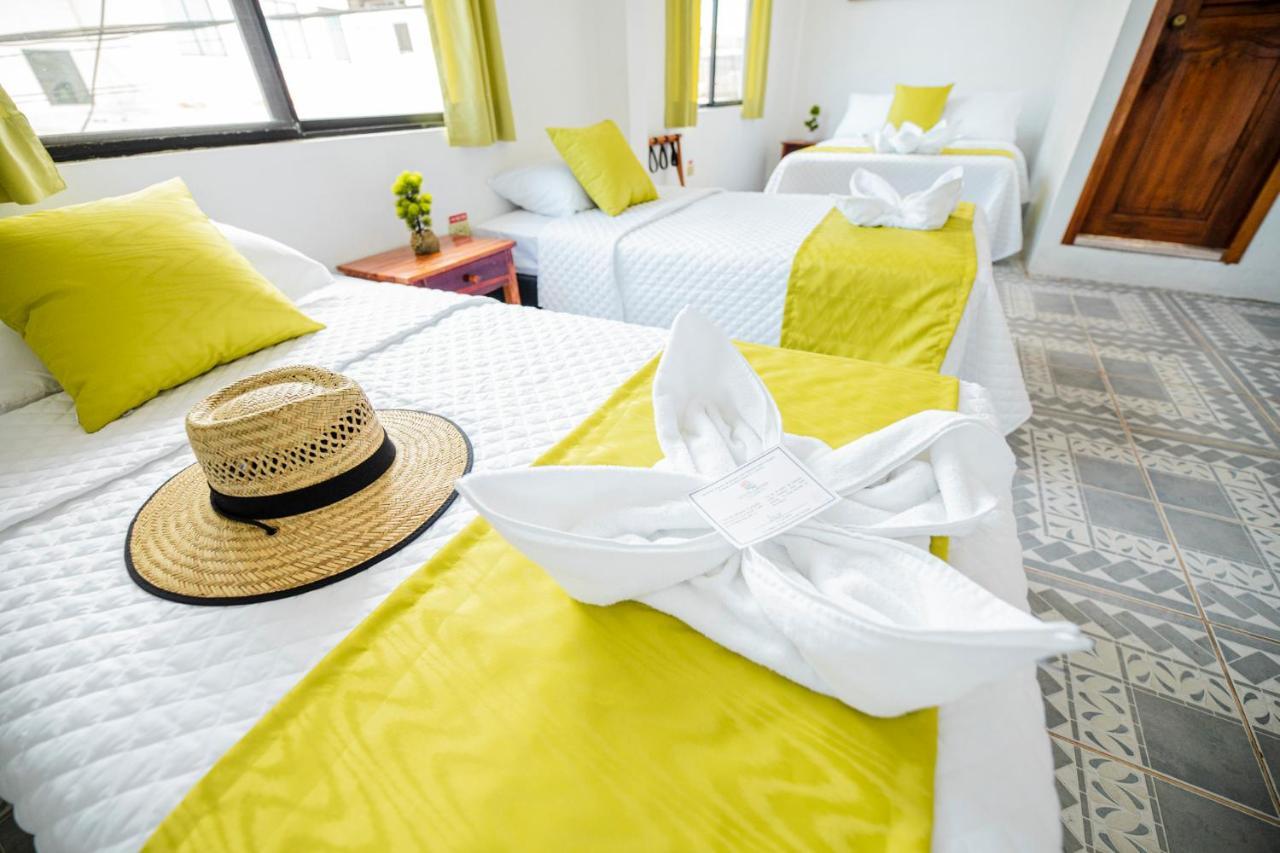 Hostal Gardner Galapagos Пуерто-Айора Екстер'єр фото