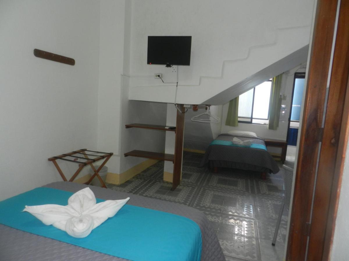 Hostal Gardner Galapagos Пуерто-Айора Екстер'єр фото