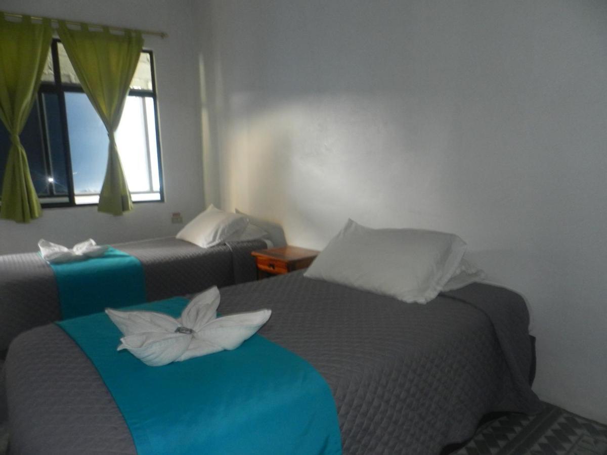 Hostal Gardner Galapagos Пуерто-Айора Екстер'єр фото